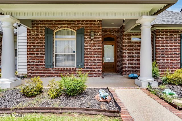 102 Lockeport Circle, Lafayette, LA 70508