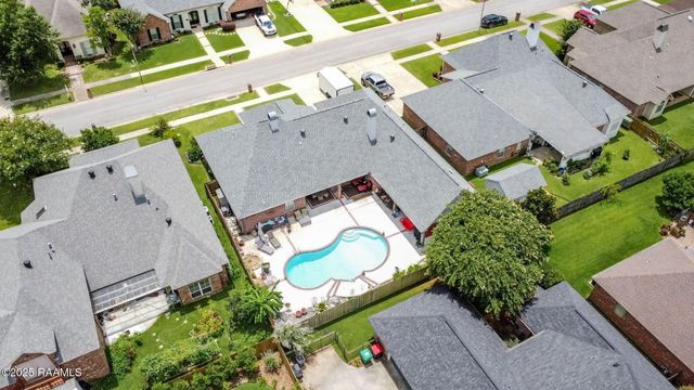 102 Lockeport Circle, Lafayette, LA 70508
