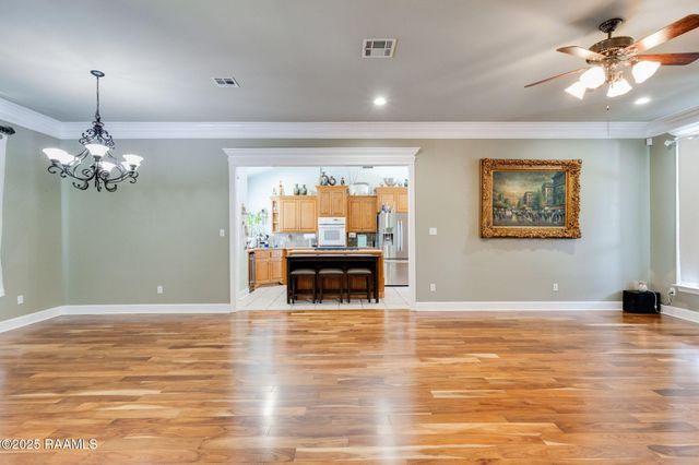 102 Lockeport Circle, Lafayette, LA 70508