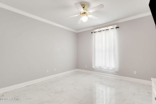 102 Lockeport Circle, Lafayette, LA 70508