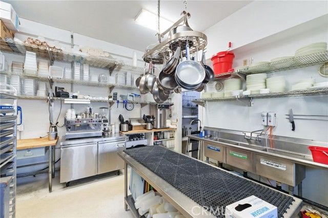 5038 State Highway, Mariposa, CA 95338