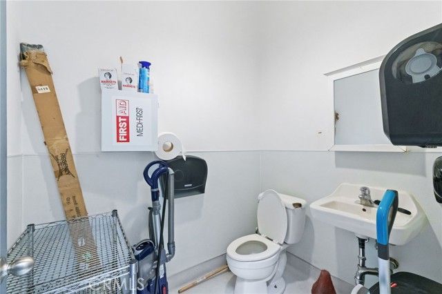 5038 State Highway, Mariposa, CA 95338