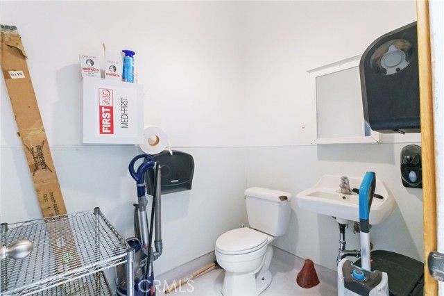 5038 State Highway, Mariposa, CA 95338