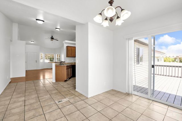 1215 Quail St, Twin Falls, ID 83301