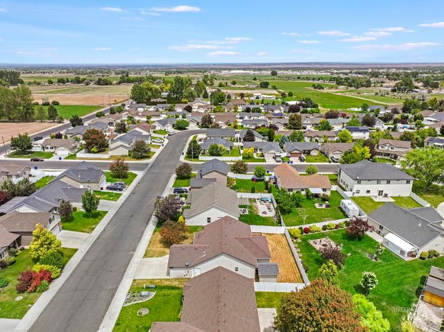 1215 Quail St, Twin Falls, ID 83301