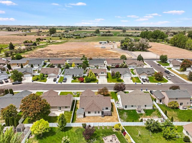 1215 Quail St, Twin Falls, ID 83301