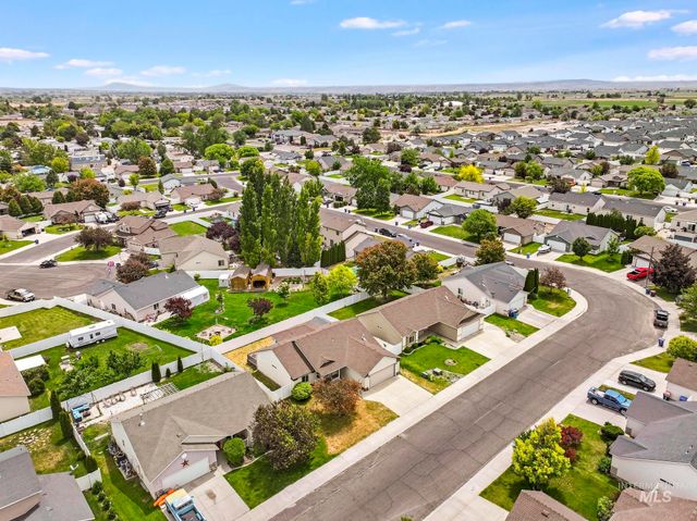 1215 Quail St, Twin Falls, ID 83301