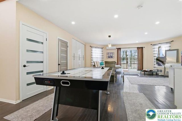 7814 Lake Shore Drive, Coolbaugh Twp, PA 18347