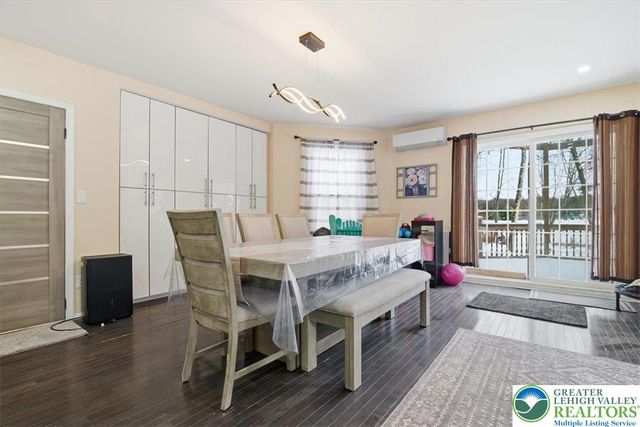 7814 Lake Shore Drive, Coolbaugh Twp, PA 18347