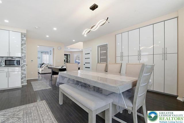 7814 Lake Shore Drive, Coolbaugh Twp, PA 18347