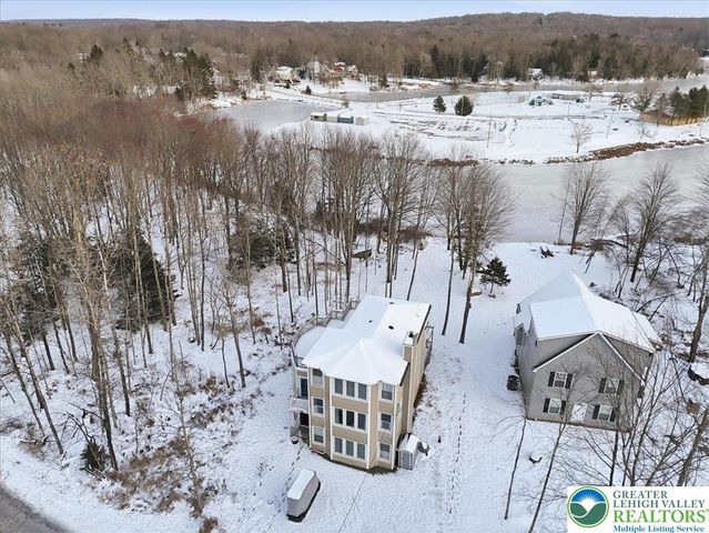 7814 Lake Shore Drive, Coolbaugh Twp, PA 18347