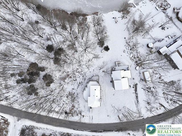 7814 Lake Shore Drive, Coolbaugh Twp, PA 18347