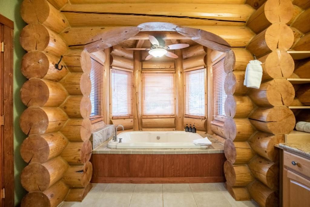 Image 18 of property listing at 19860 Camino Del Aparicio, Fiddletown, CA 95629