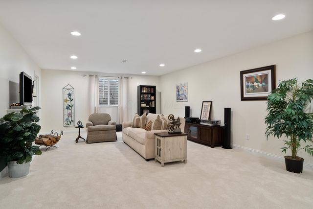 5602 Eventing Way, 18, Hilliard, OH 43026