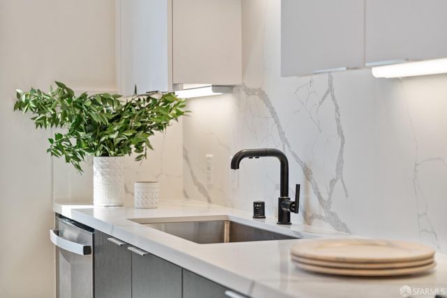 52 Kirkwood Avenue 405, San Francisco, CA 94124