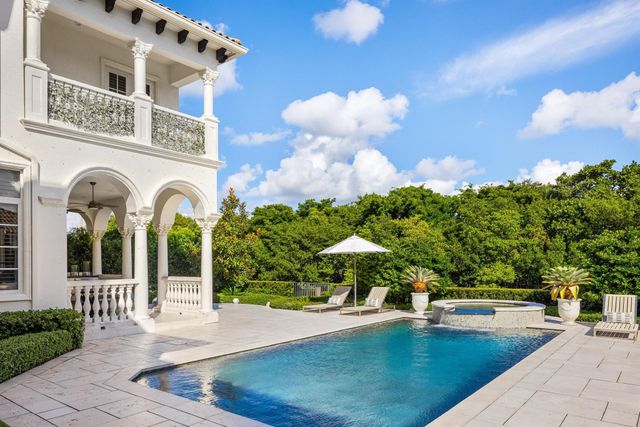 853 Harbour Isle Place, North Palm Beach, FL 33410