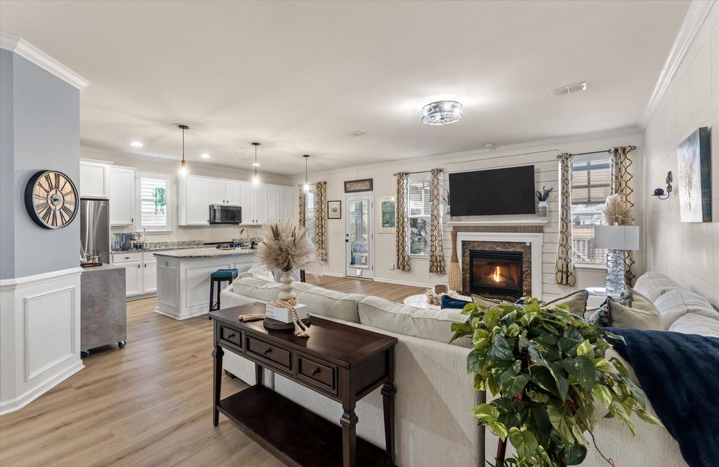 Image 10 of property listing at 130 Basket Grass Lane, Summerville, SC 29486