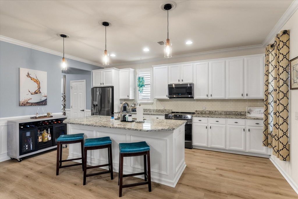 Image 17 of property listing at 130 Basket Grass Lane, Summerville, SC 29486