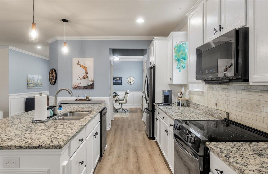 Image 21 of property listing at 130 Basket Grass Lane, Summerville, SC 29486