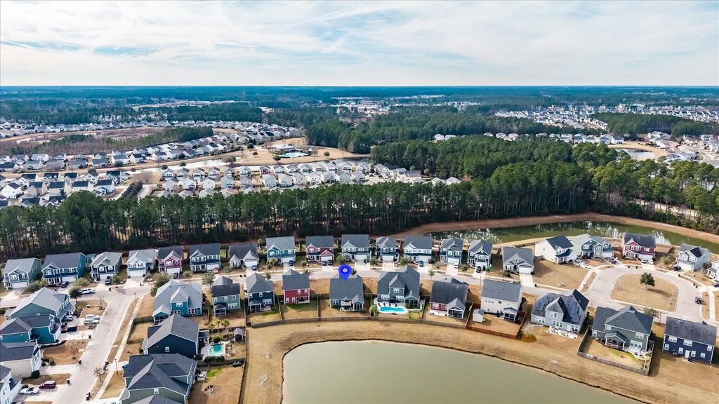 Image 58 of property listing at 130 Basket Grass Lane, Summerville, SC 29486