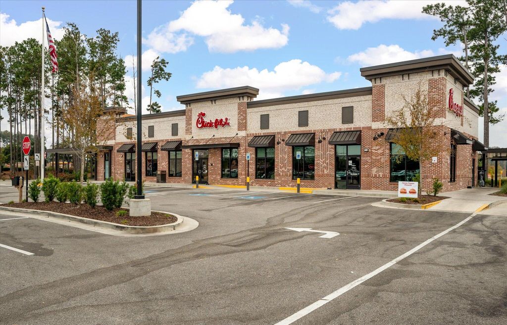 Image 69 of property listing at 130 Basket Grass Lane, Summerville, SC 29486