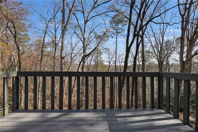 180 River Court Parkway, Sandy Springs, GA 30328