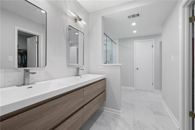 180 River Court Parkway, Sandy Springs, GA 30328