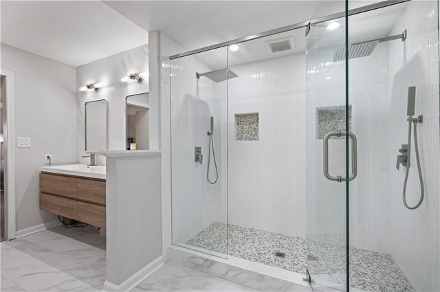 180 River Court Parkway, Sandy Springs, GA 30328