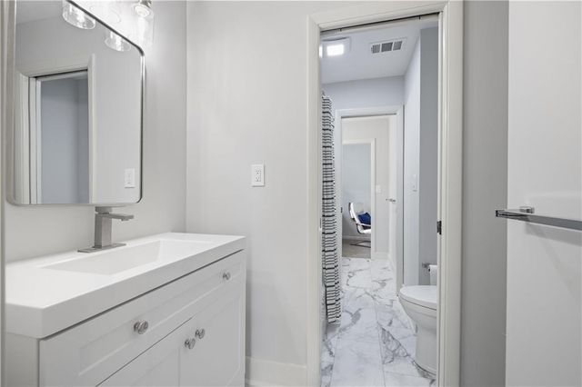 180 River Court Parkway, Sandy Springs, GA 30328