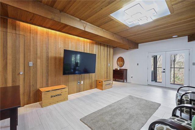 180 River Court Parkway, Sandy Springs, GA 30328