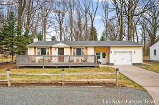 840 Wilson Avenue, Norton Shores City, MI 49441