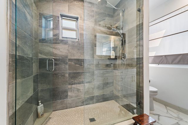 423 Avenida Alegre, West Palm Beach, FL 33405