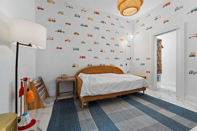 423 Avenida Alegre, West Palm Beach, FL 33405