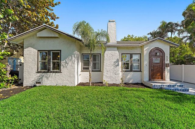 423 Avenida Alegre, West Palm Beach, FL 33405