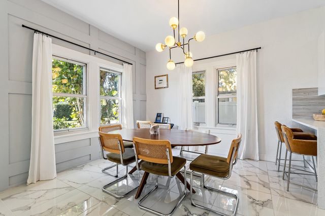 423 Avenida Alegre, West Palm Beach, FL 33405