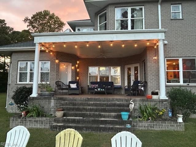 558 Seaford LN, Mathews, VA 23109