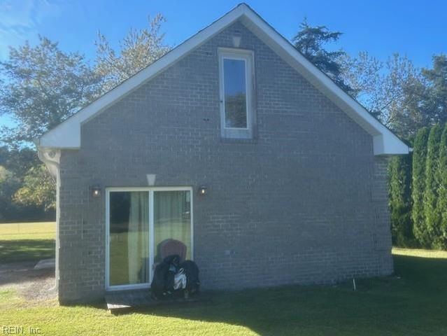 558 Seaford LN, Mathews, VA 23109
