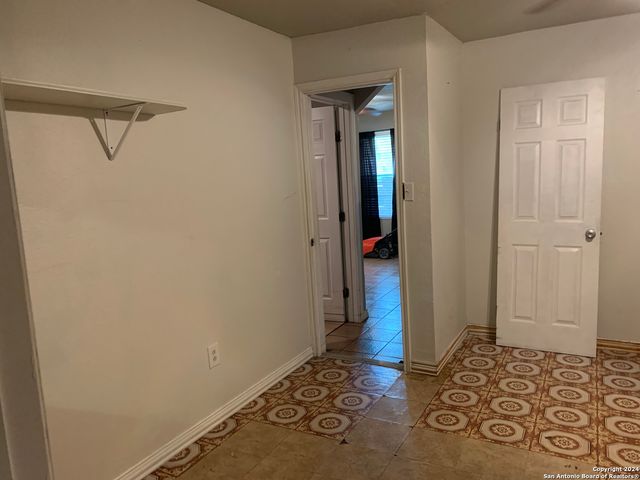 1315 Brighton, San Antonio, TX 78211