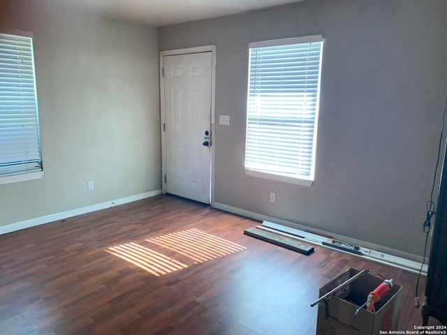 1315 Brighton, San Antonio, TX 78211