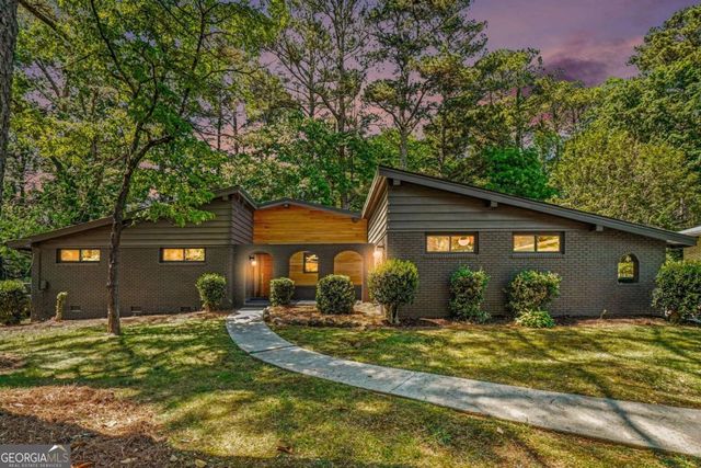 2784 Smithsonia Way, Tucker, GA 30084
