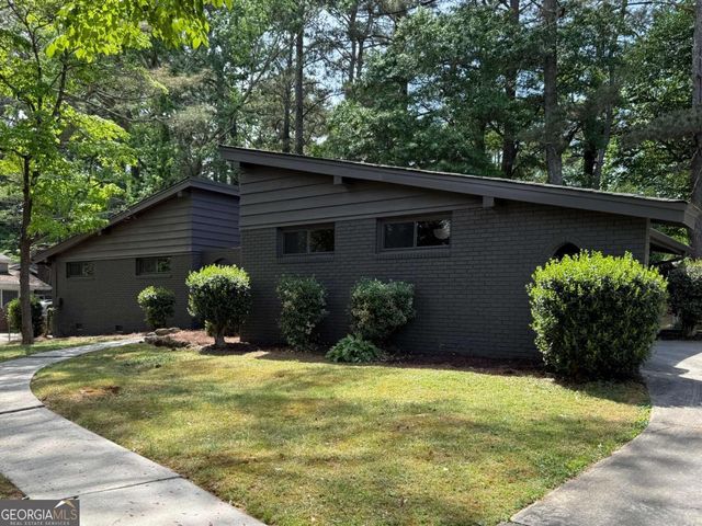 2784 Smithsonia Way, Tucker, GA 30084