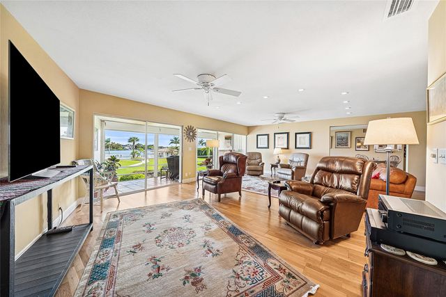 478 Tequesta Dr 206, Jupiter, FL 33469