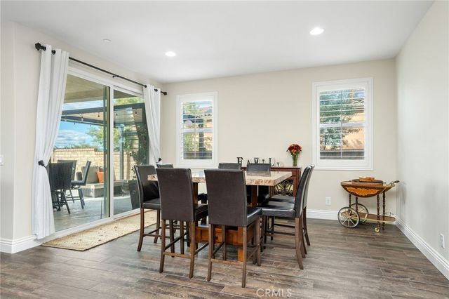 20530 Cheryl Lane, Saugus, CA 91350