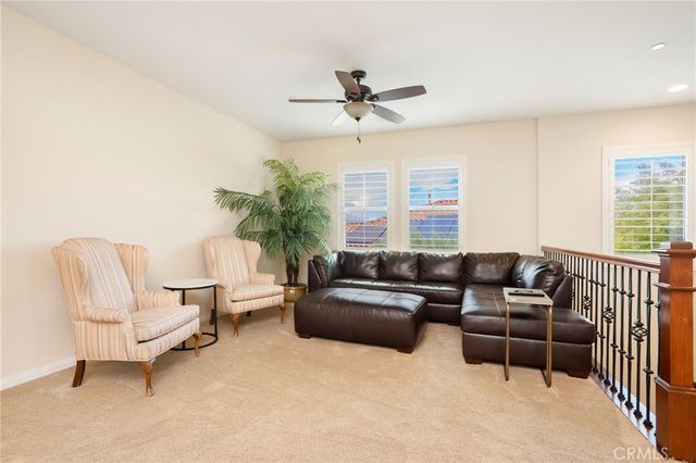 20530 Cheryl Lane, Saugus, CA 91350