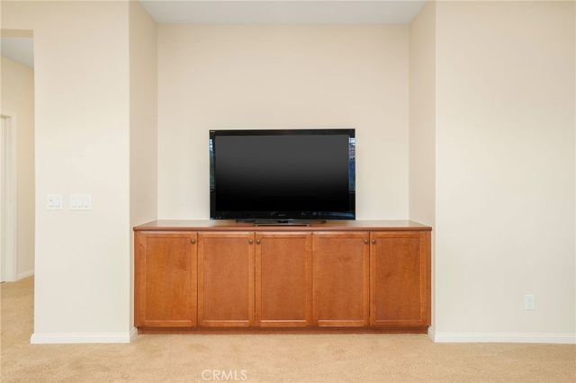 20530 Cheryl Lane, Saugus, CA 91350