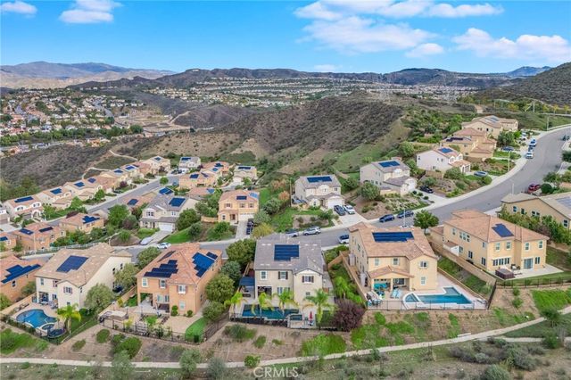 20530 Cheryl Lane, Saugus, CA 91350