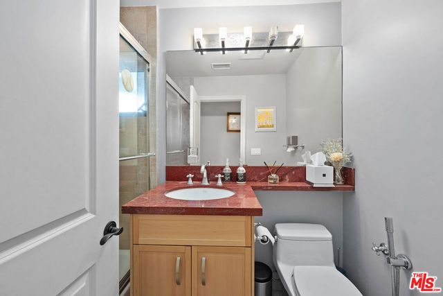 3260 Malcolm Avenue, Los Angeles, CA 90034