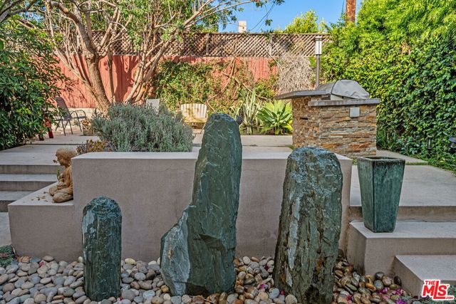 3260 Malcolm Avenue, Los Angeles, CA 90034