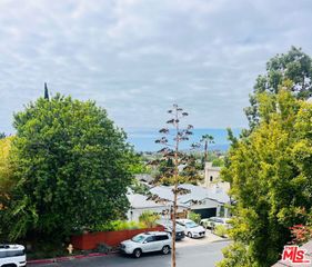 3260 Malcolm Avenue, Los Angeles, CA 90034