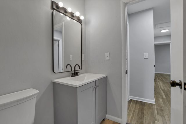 2344 Belcher Drive, Columbus, OH 43224